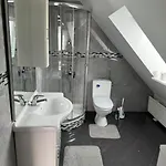 5 Haus Mit Whirlpool, Grillhuette Und Privatem Garten, Perfekt Fuer Gruppen Oder Familien ヴィラ ノイミュンスター