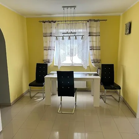 Villa 5 Haus Mit Whirlpool, Grillhuette Und Privatem Garten, Perfekt Fuer Gruppen Oder Familien *